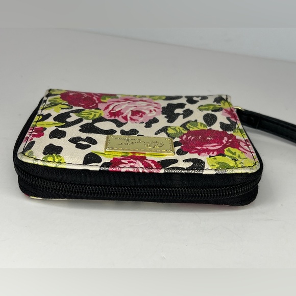 Betsey Johnson Luv Betsey Rose Multi Zip-Around Wallet Wristlet - Picture 8 of 12